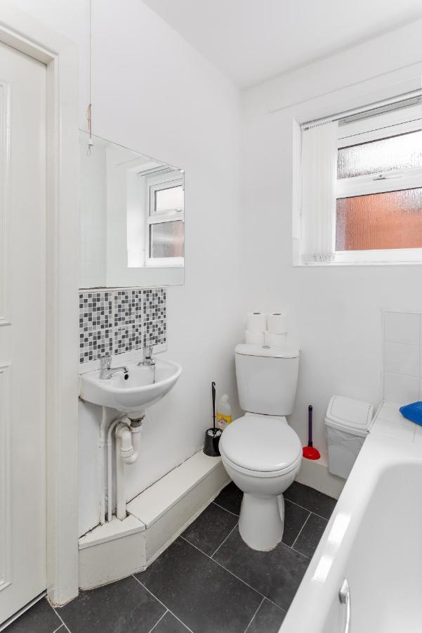فيلا 44 Stonehill Street ليفربول المظهر الخارجي الصورة